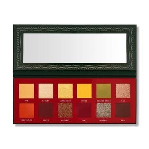 Ace Beaute: CLASSICAL PARADISE PALETTE